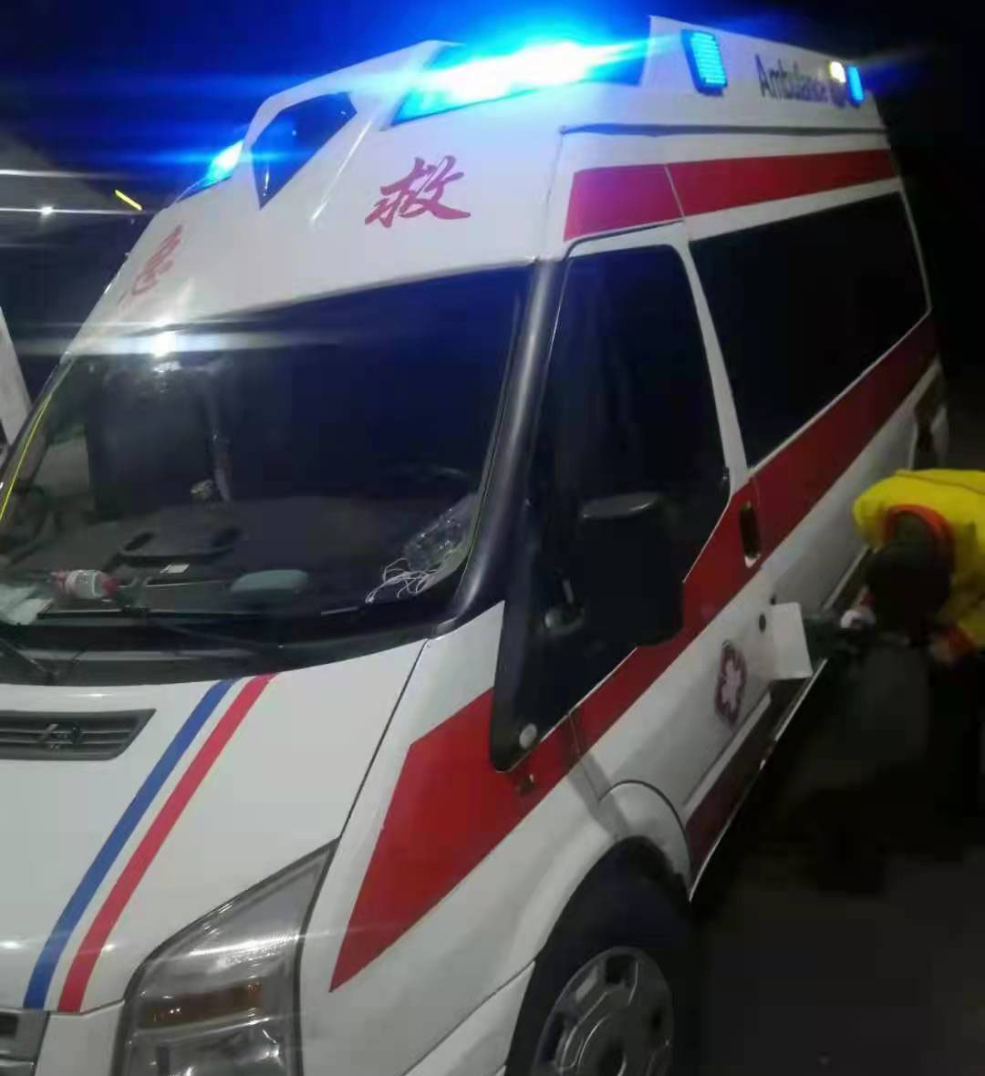 番禺区专业救护车出租